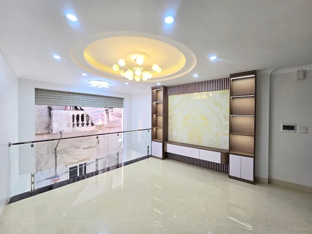 BÁN NHÀ HÀNG CHÁO AN SINH ĐỈNH CAO - 6 TẦNG THANG MÁY CHẠY VÈO VÈO - FULL NỘI THẤT TRIỆU ĐÔ