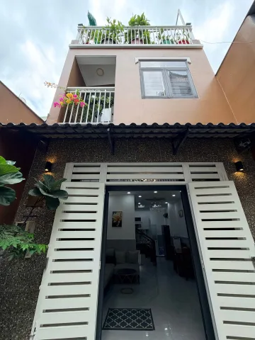 🔥 (Gần BV Hồng Đức) Hẻm thông - 5.x tỷ - 4 x 10m (40m²) - Chủ Giảm 200Tr, 3 Tầng BTCT, 3PN + Phòng Thờ, 2 Sân Thượng, Sổ Vuông A4 🔥