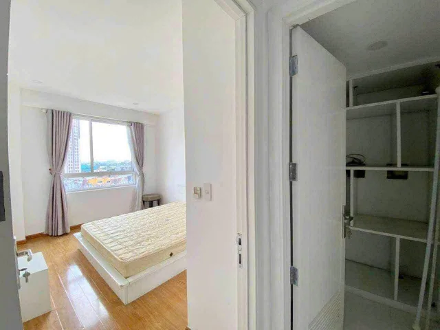 BDS VL [NC] [chủ gửi  căn hộ C2 Tropic Thao Dien Q2 căn góc 3PN view thoáng đẹp, diện tích rộng 112m2, có thể xem nhà và vào ở ngay. Giá cho thuê 28tr.