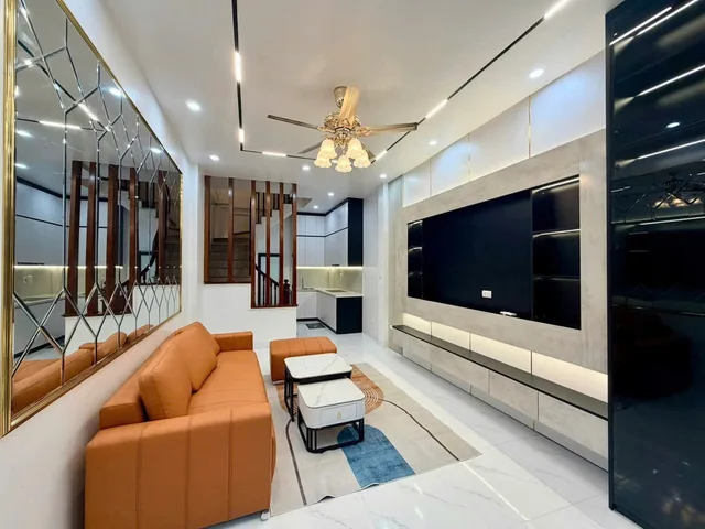 Cho thuê Nhà Mặt Ngõ Linh Quang - Văn Chương 36M² 5 Tầng 3 Ngủ - Nội Thất CB - Ở, Kinh Doanh ,, Giá Thuê 18tr