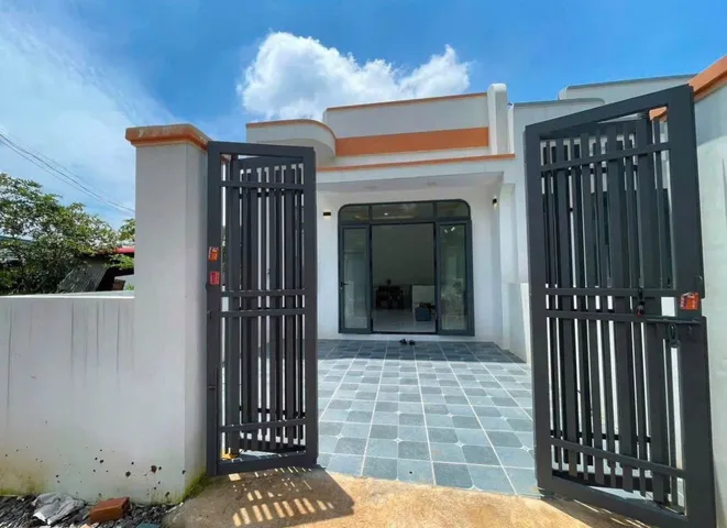 Chủ ngộp cần bán căn Cấp 4 siêu xinh cuối đường Đồng Khởi – trả trước 400 triệu sở hữu ngay