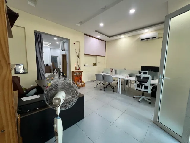 [H2744*] Nhà vuông A4 ngang 6m Dương Quảng Hàm, giá 12.x tỷ
