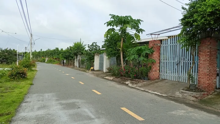 Chủ gửi bán lô đất xào thích hợp cho AC xây nhà vườn, xây trọ, kinh doanh xuởng, biệt thự vườn,...
