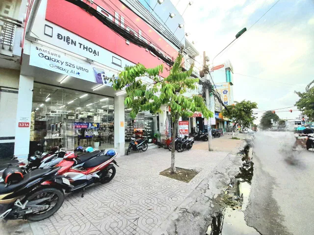 Bán Nhà riêng 92m2 có sẵn 92 m2 thổ cư giá 12.5 tỷ tại Đường Cách Mạng Tháng 8 Phường An Hòa Quận Ninh Kiều Cần Thơ