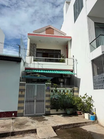 Bán Nhà riêng 73.6m2 có sẵn 73.6 m2 thổ cư giá 3.8 tỷ tại Đường Cầu Dứa - Phú Nông Xã Vĩnh Ngọc Thành phố Nha Trang Khánh Hòa