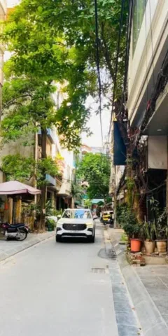Nguyễn Ngọc Nại, 2 mặt thoáng, 1 phút đi bộ ra phố, 50m², 11.99 tỷ