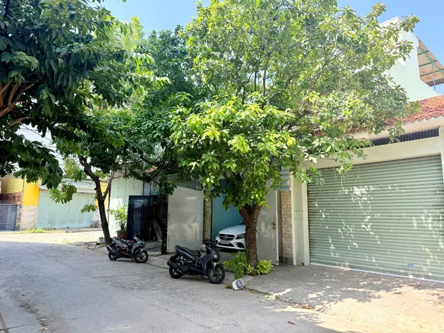 Bán Nhà riêng 109m2 có sẵn 109 m2 thổ cư giá 6.9 tỷ tại Đường 2/4 Phường Vĩnh Hải Thành phố Nha Trang Khánh Hòa