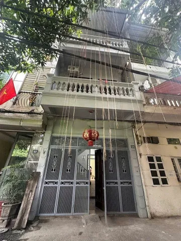Cho Thuê Nhà Ngõ Trại Cá - Trương Định 65M² 3 Tầng 3 Ngủ - Ô Tô Đỗ Cửa - Giá Thuê 12tr