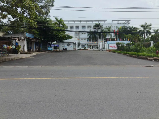 Đất Đẹp Vĩnh An Cũ Giá Mềm, Hơn 645m² Chỉ 520 Triệu