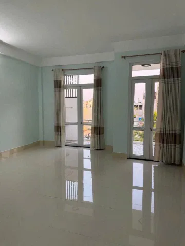 Cho thuê nhà 3 tầng mặt tiền đường 29/3 Hòa Xuân 📌📌📌LÀM VIỆC TRỰC TIẾP GIÁ TỐT !!!
