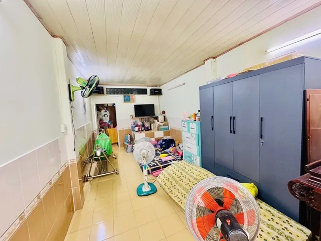 HẺM Ô TÔ TRÁNH- KHU DÂN TRÍ CAO- ĐANG CÓ DÒNG TIỀN
