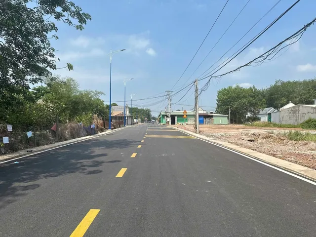 Bán Đất 400m2 có sẵn 120m2 thổ cư, giá 750tr cách KCN Becamex Chơn Thành đúng 1phút