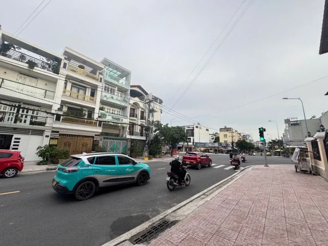 Bán Đất Mặt Tiền Ngang 10m – DT 68m2 Chỉ 4,6 Tỷ Tại An Lạc.
