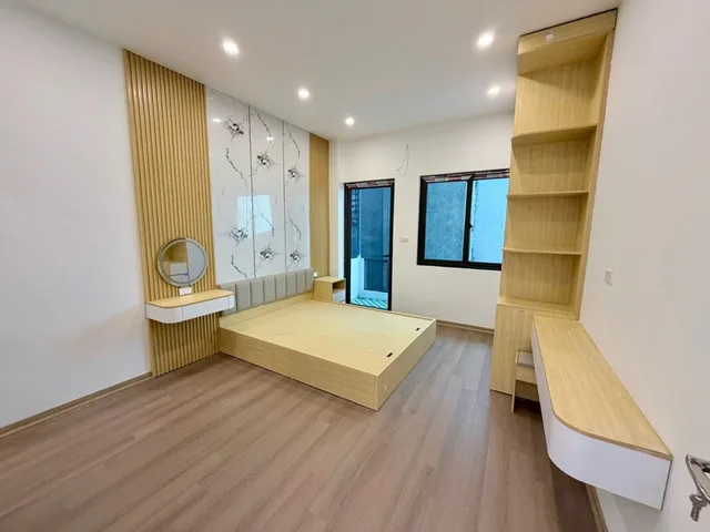 ✅ Nhà Đẹp Đống Đa, Ngõ Nông Gần Phố, DT 30m2, 4 Tầng, Đầy Đủ Nội Thất, Ở Luôn, Giá 8.6 Tỷ