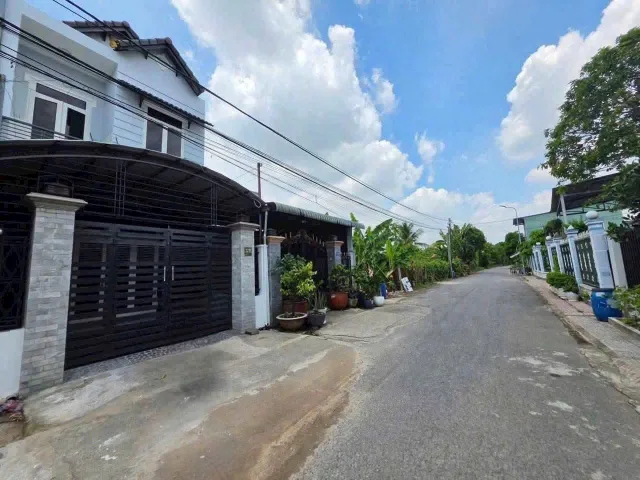 Bán Nhà riêng 99m2 có sẵn 75 m2 thổ cư giá 4.5 tỷ tại Phường Bình Nhâm Thị xã Thuận An Bình Dương