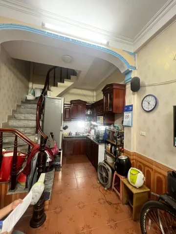 Bán nhà Trịnh Đình Cửu, Hoàng Mai – Giá 6.95 tỷ – DT 25m² x 4 tầng – Ô tô đỗ cửa – Phân lô quân đội – Ở ngay