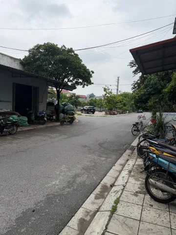 Bán Nhà riêng 100m2 có sẵn 100 m2 thổ cư giá 12.86 tỷ tại - Chọn - Phường Tân Hồng Thị xã Từ Sơn Bắc Ninh