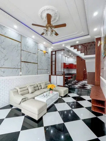 Bán Nhà cho con đi học DT 70m2 full thổ cư giá 2.78 tỷ sổ sẵn cầm tay tại - Phường 10 Quận 8 TP. Hồ Chí Minh