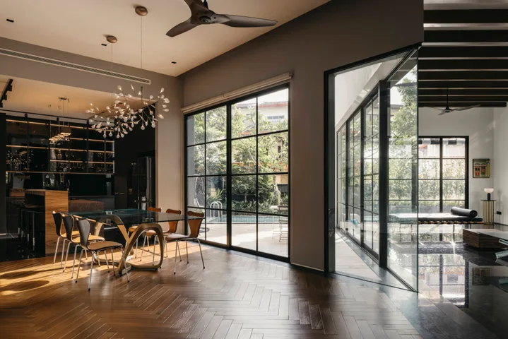 Bán rẻ nhà mặt tiền Lê Trực, P.7, Bình Thạnh, 6.2x21m, 4 tầng, còn 18 tỷ