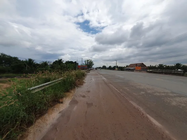Bán Đất 1999m2 có sẵn 200 m2 thổ cư giá 6.9 tỷ tại Đường Đt784 Xã Truông Mít Huyện Dương Minh Châu Tây Ninh