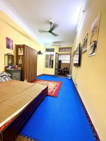 Bán Nhà riêng 40m2 có sẵn 40 m2 thổ cư giá 10 tỷ tại Đường Kim Giang Phường Định Công Quận Hoàng Mai Hà Nội