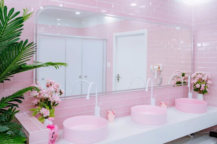 Bán Khách sạn 715m2 có sẵn 715 m2 thổ cư giá 66 tỷ tại Đường Trung Mỹ Tây 13 Phường Trung Mỹ Tây Quận 12 TP. Hồ Chí Minh