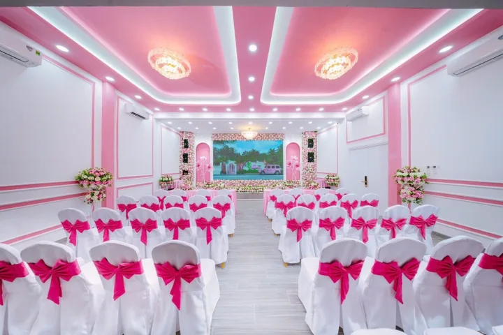 Bán Khách sạn 715m2 có sẵn 715 m2 thổ cư giá 66 tỷ tại Đường Trung Mỹ Tây 13 Phường Trung Mỹ Tây Quận 12 TP. Hồ Chí Minh