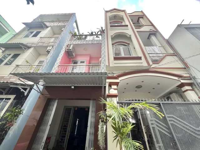 📍 Gần Lê Quang Định Hẻm ô tô 1 chiều - 6.xxx tỷ - 50m² - Ô Tô Đỗ Cổng 3 Mặt Hẻm