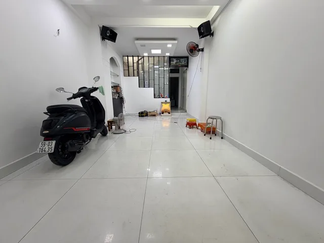 📍 Sát Lê Quang Định Hẻm ô tô 1 chiều - 12.x tỷ - 72m² - Ô Tô Ngủ Trong Nhà Sát Mặt Tiền
