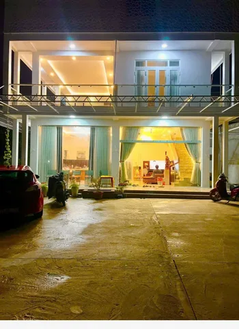 BIỆT PHỦ SÂN VƯỜN – NHÀ YẾN DÒNG TIỀN – MẶT TIỀN Y NGÔNG