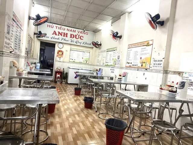 📍 Mặt tiền Lê Quang Định - 17.x tỷ - 3.6 x 13.8m (50m²) - Mặt Tiền Kinh Doanh Có Vỉa Hè - Dòng Tiền 32Tr/Tháng