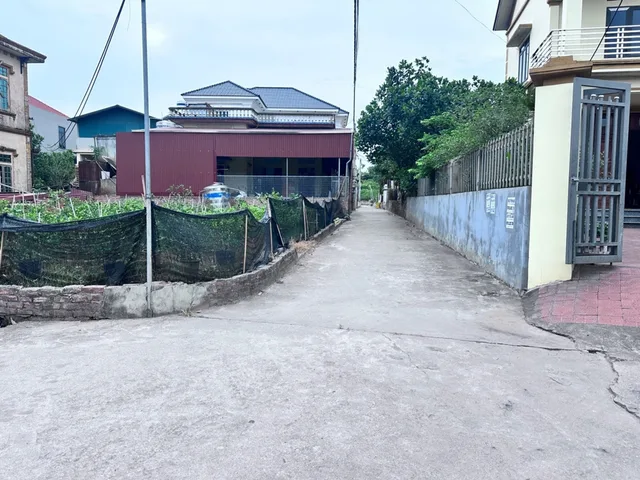Bán Đất 62m2 thổ cư giá 3.9 tỷ tại Đường ĐT378 Xã Liên Nghĩa Huyện Văn Giang Hưng Yên