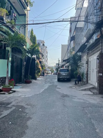 📍 Gần Phan Huy Ích Hẻm ô tô tránh nhau - 9.x tỷ - 4.2 x 19.5m (73.5m²) - Sát Bên Emart - Hẻm 2 Ô Tô Tránh