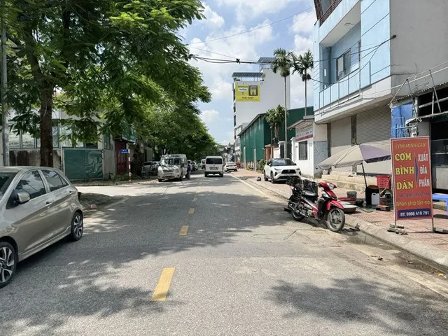 Cực Hiếm! 161m2 đất thổ cư, mặt phố Hoa Động, đường rộng 15m, kinh doanh và an cư đều lợi!