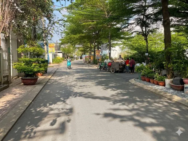 Bán Đất 68.6m2 có sẵn 68.6 m2 thổ cư giá 5.3 tỷ tại Đường Nguyễn Xiển Phường Long Thạnh Mỹ Quận 9 TP. Hồ Chí Minh