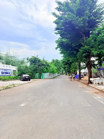Bán Đất 160m2 có sẵn 160 m2 thổ cư giá 9.5 tỷ tại Đường Võ Chí Công Phường Long Trường Quận 9 TP. Hồ Chí Minh