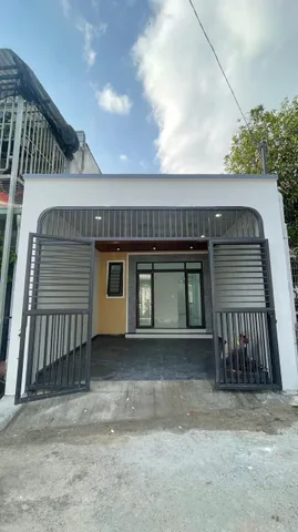 Nhà trệt lững mới Tương Bình Hiệp, Thủ Dầu Một. BD (Cũ), nay P. Chánh Hiệp, TP. HCM.
👉Nhà Mặt Tiền Đường ĐX142 Cách Nguyễn Chí Thanh 50m. Gần bệnh viện Hoàn Mỹ, Bệnh viện 1500 giường, gần trường học Nguyễn Hiền, Trường Meria Curia, Chợ, UBND Phường Chán