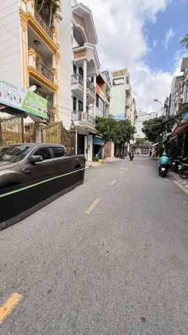 MẶT TIỀN 3 TẦNG KHU VIP ĐỒNG ĐEN, BÀU CÁT - KHAI THÁC 15 TRIỆU/THÁNG - FULL 20 TRIỆU - GIÁ CHỈ 10TỶ NHỈNH
