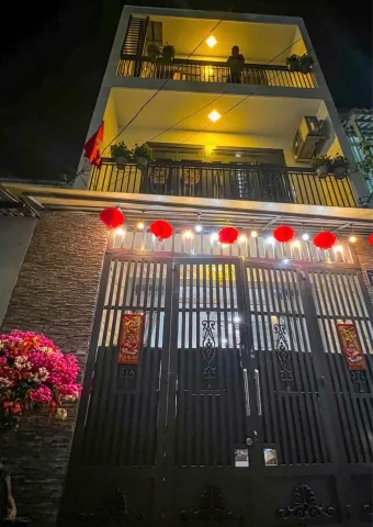 Bán nhà HXH Bình Tân, cách MT 20m (5x11m) 3 Tầng. Giá 5.9 Tỷ TL