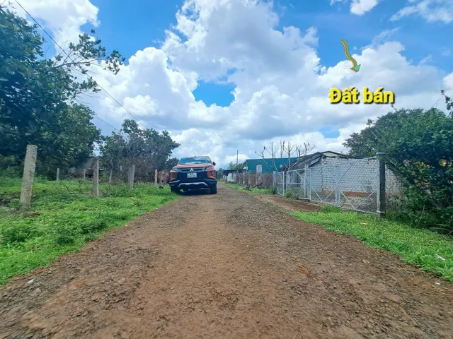 Bán Nhà riêng 915m2 có sẵn 300 m2 thổ cư giá 675 triệu tại - Chọn - Xã Ia KRai Huyện Ia Grai Gia Lai