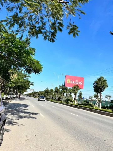 Bán Đất 100m2 thổ cư giá 5.25 tỷ tại mặt đường Phạm Văn Đồng, Phường Dương Kinh Hải Phòng