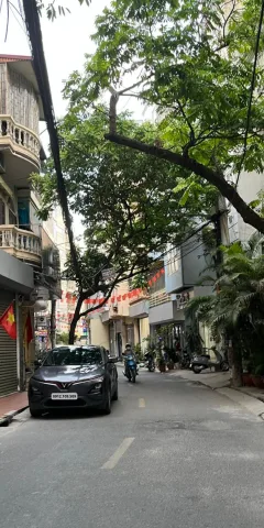 Phân lô Cù Chính Lan, 5 tầng, Ngõ thông, 2 phút ra ô tô, 36m², 10.8 tỷ - ở luôn