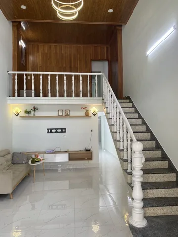BÁN NHÀ ĐƯỜNG LÊ ANH XUÂN-HÒA CƯỜNG-GẦN CÁC TRƯỜNG ĐÔNG Á-KIẾN TRÚC-7.7 TỶ-DÒNG TIỀN 12TR