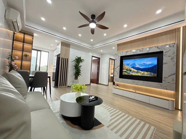 Bán Chung Cư Phường Việt Hưng, Long Biên Giá Tốt Chỉ 4,25 tỷ cho căn 76m2