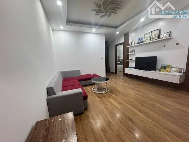Cần Bán Chung Cư Homeland Thượng Thanh, Long Biên, 60m2, giá 3,95 tỷ (giá thượng lượng)