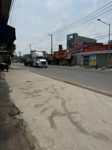 Bán Nhà trọ 900m2 có sẵn 300 m2 thổ cư giá 24 tỷ tại Phường Tân Bình Thành phố Dĩ An Bình Dương
