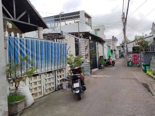 Bán Nhà riêng 80m2 có sẵn 80 m2 thổ cư giá 4.8 tỷ tại Đường Nguyễn Thị Pha Xã Bà Điểm Huyện Hóc Môn TP. Hồ Chí Minh
