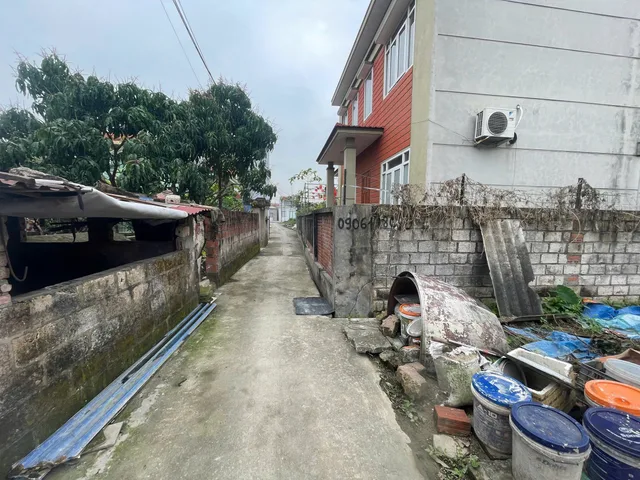 Bán Đất  65 m giá 1.28 tỷ tại - Hoa Động  ko lỗi , ngõ 2.5 m. L/h:076.231.9990 e Thúy