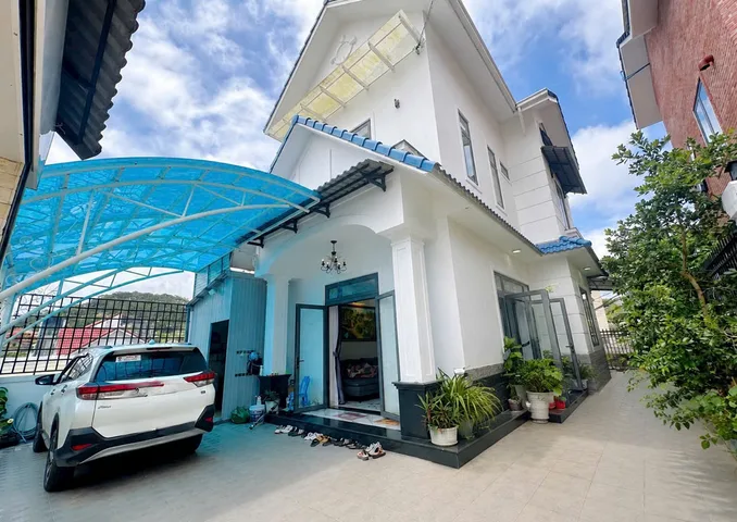Bán gấp Villa giá cực tốt tại đường Trịnh Hoài Đức Đà Lạt.