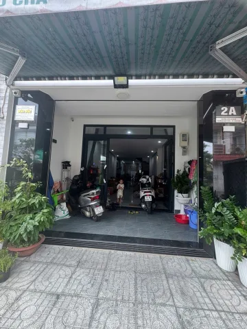BÁN NHÀ MẶT TIỀN 2 TẦNG - DIỆN TÍCH 84M2 - TRUNG TÂM PHƯỜNG HIỆP PHÚ - GẦN NGÃ TƯ THỦ ĐỨC